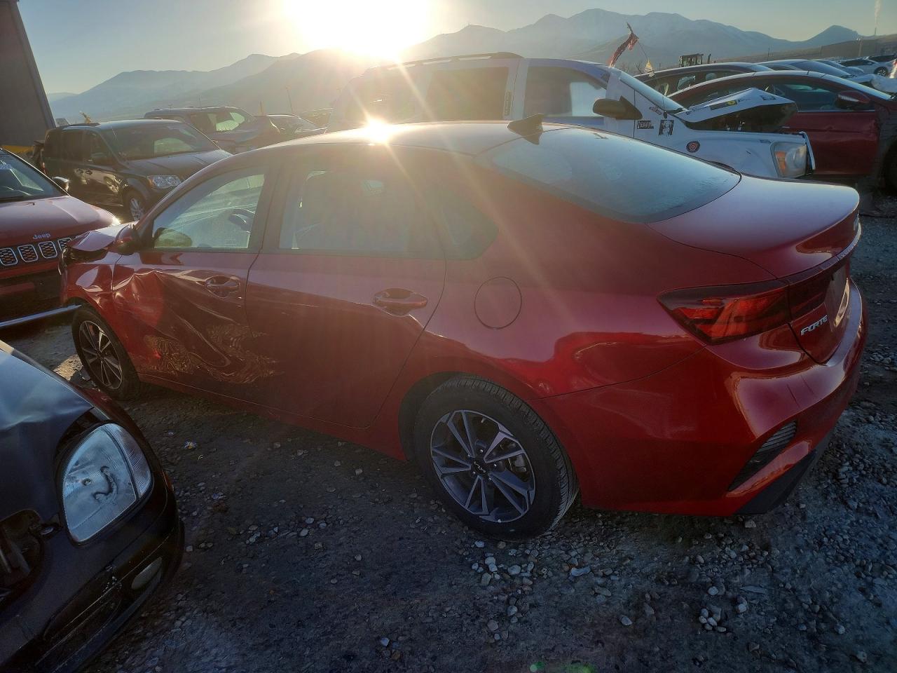 2024 KIA FORTE LXS photo 2
