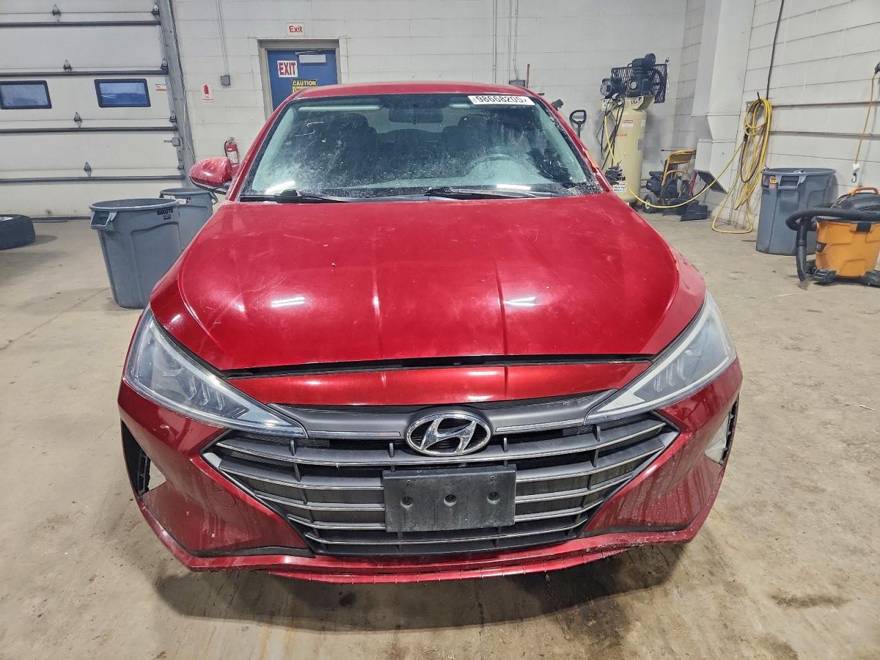 2019 HYUNDAI ELANTRA SE photo 5