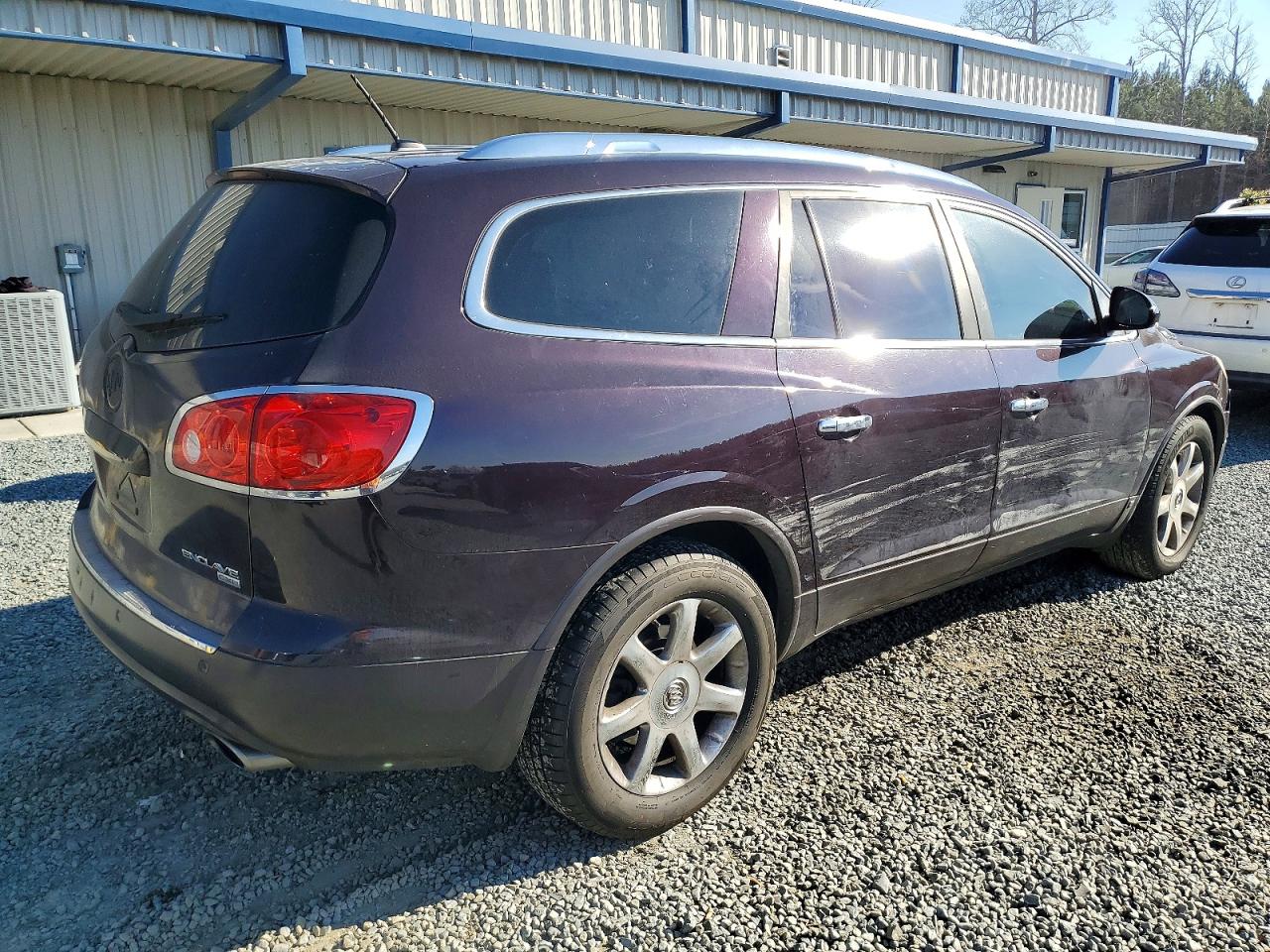 2008 BUICK ENCLAVE CXL photo 3