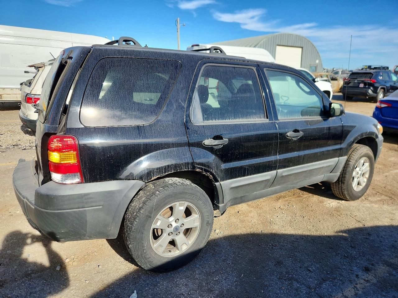 2006 FORD ESCAPE XLT photo 3