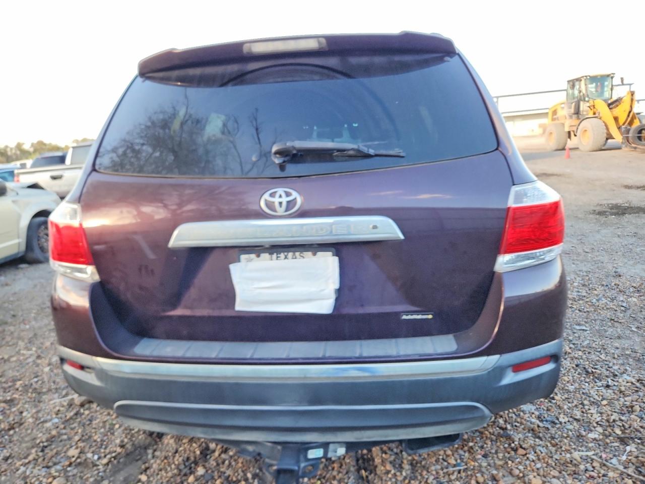 2013 TOYOTA HIGHLANDER LIMITED photo 11