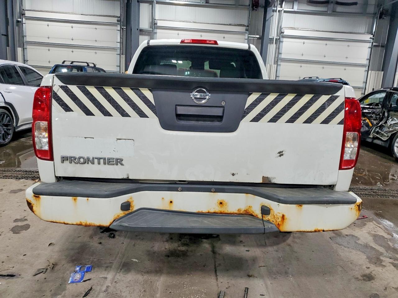 2017 NISSAN FRONTIER S photo 6