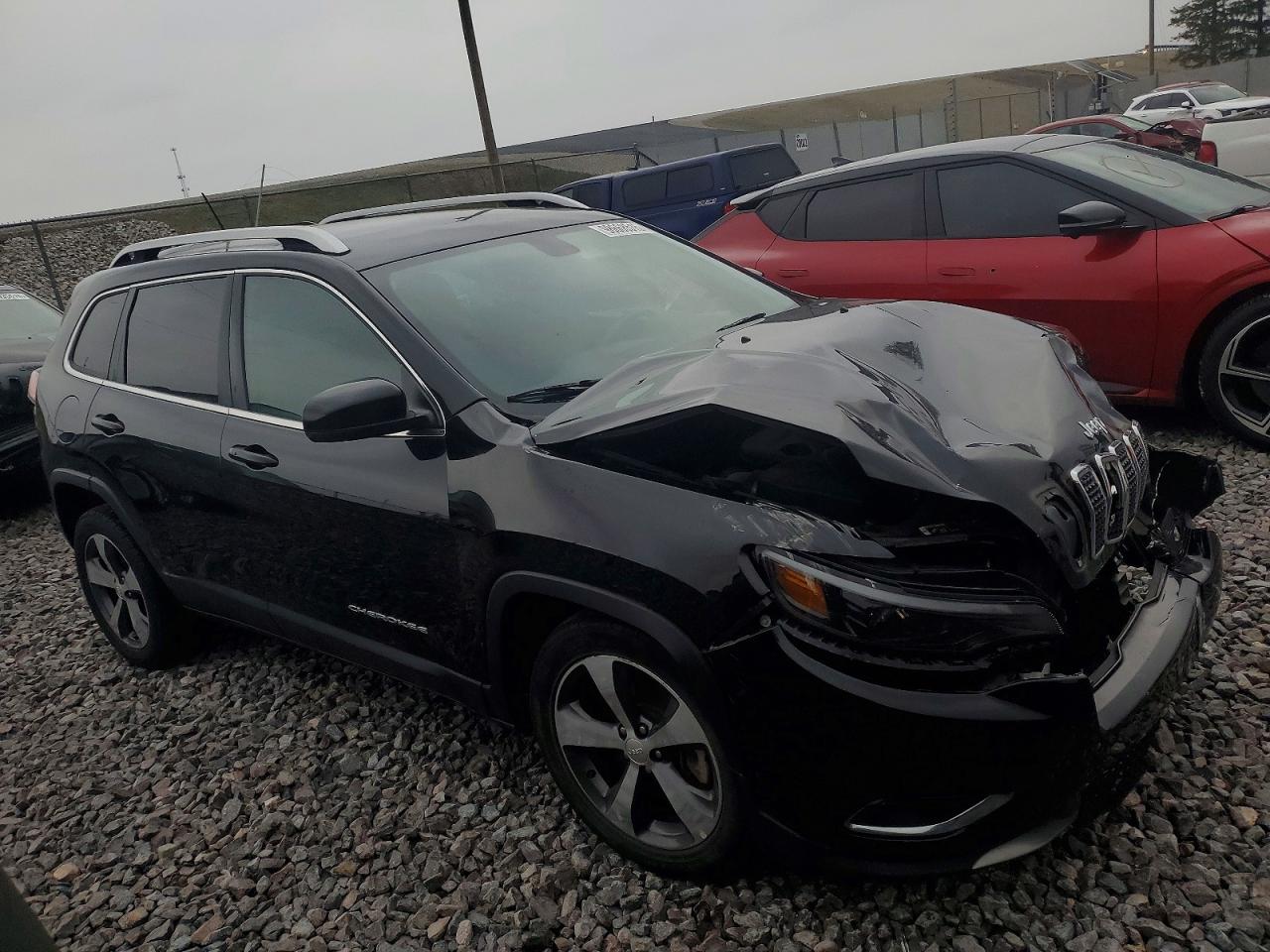 2019 JEEP CHEROKEE LIMITED photo 4