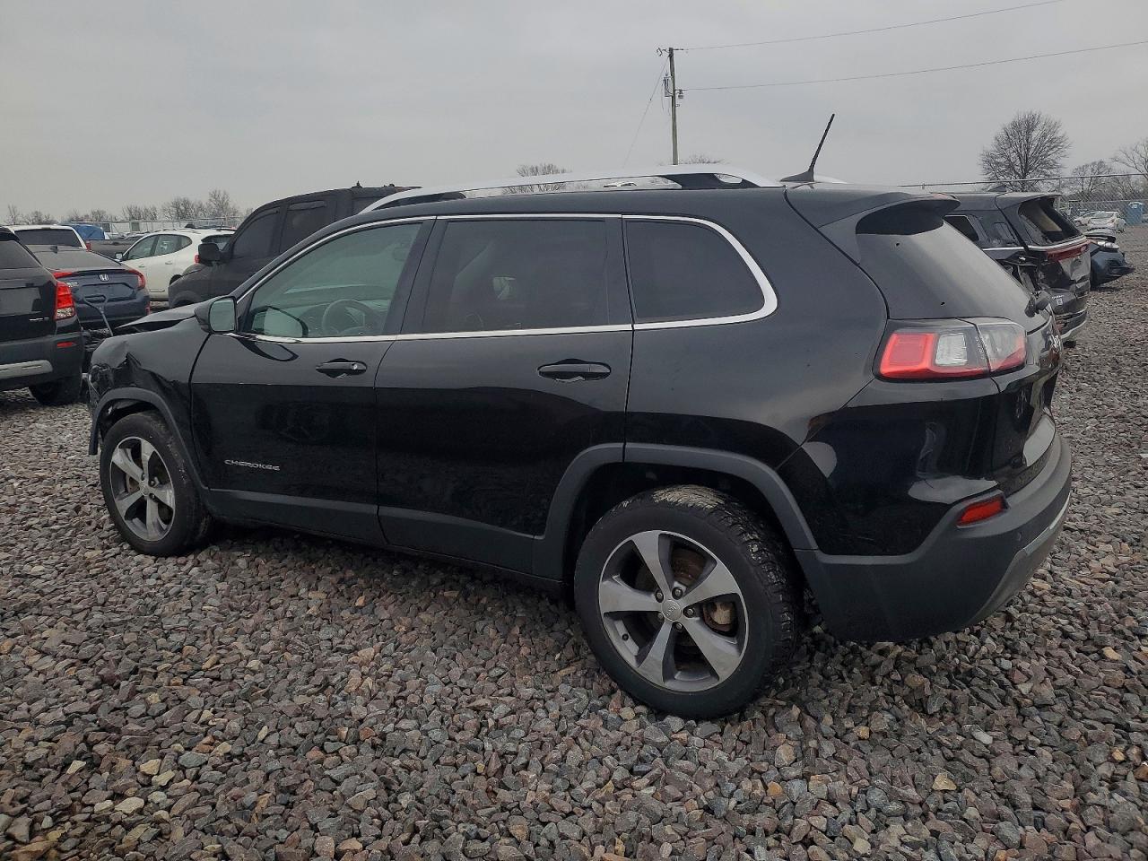 2019 JEEP CHEROKEE LIMITED photo 2