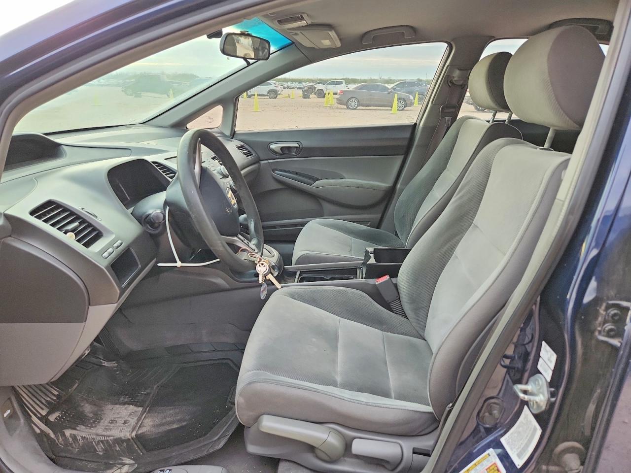 2010 HONDA CIVIC LX photo 7