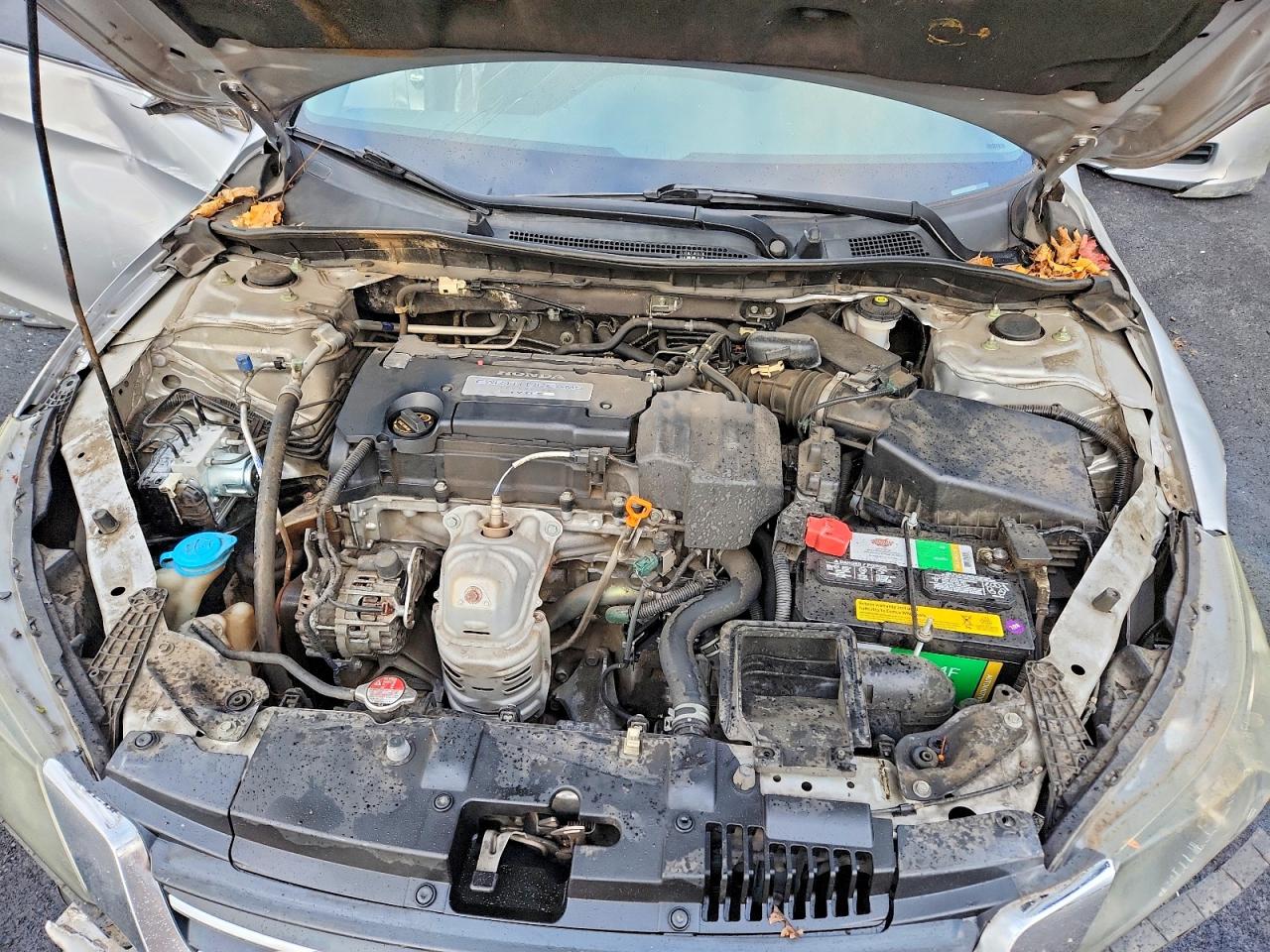 2013 HONDA ACCORD LX photo 11