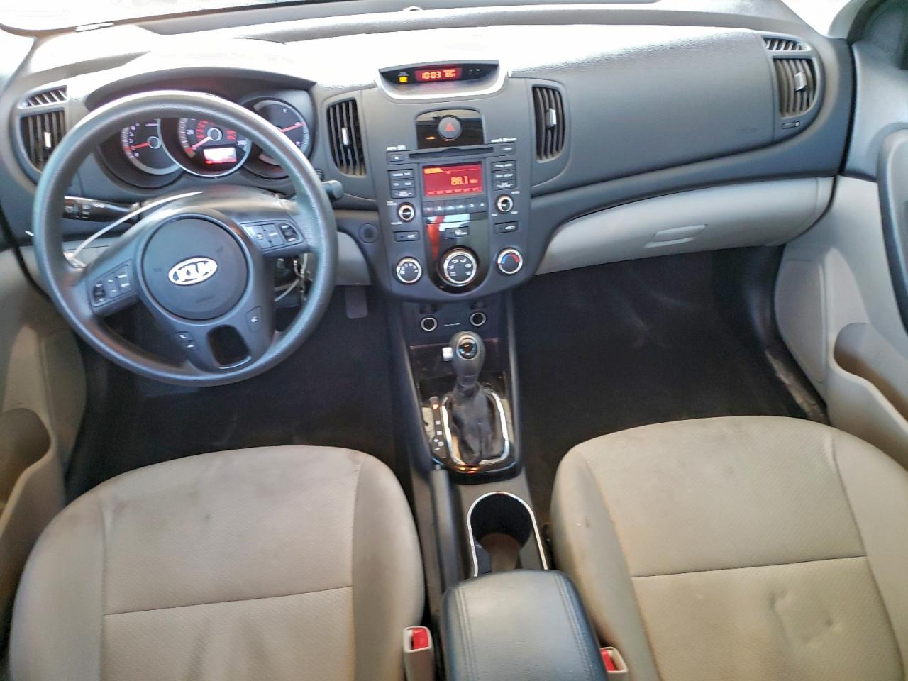 2012 KIA FORTE EX photo 8