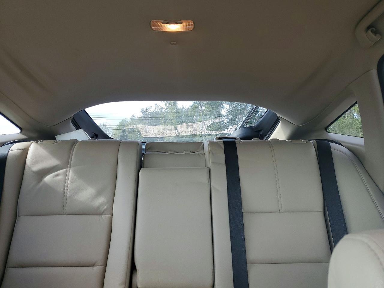 2015 HONDA CROSSTOUR EXL photo 10
