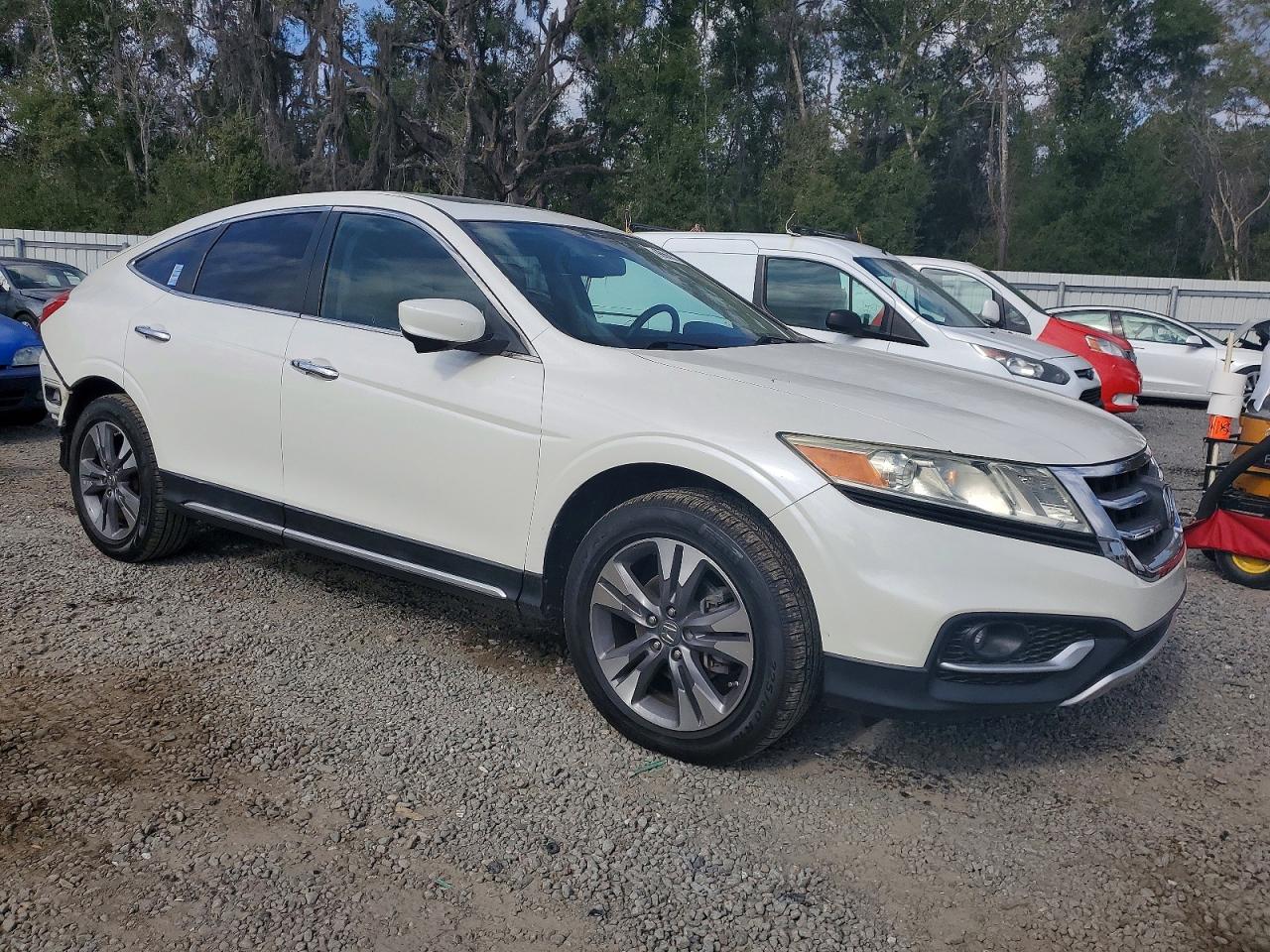 2015 HONDA CROSSTOUR EXL photo 4