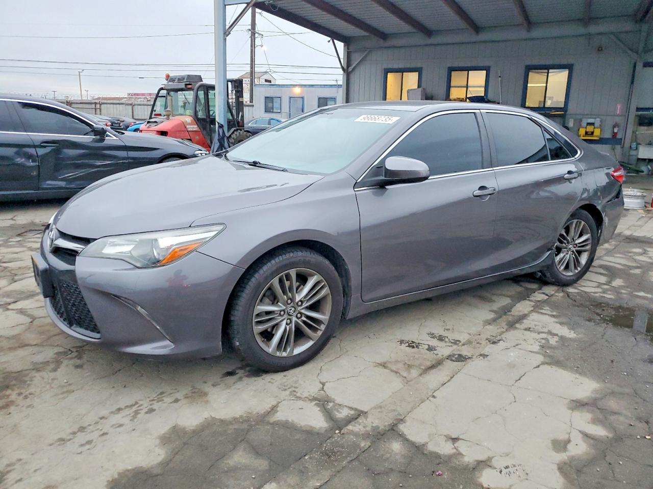 2016 TOYOTA CAMRY