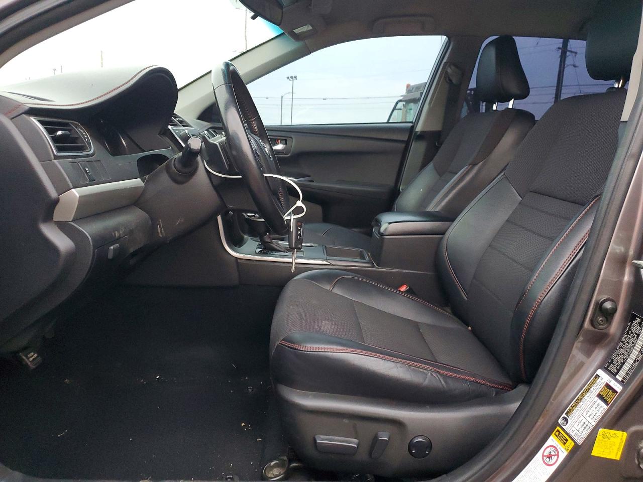 2016 TOYOTA CAMRY LE photo 7