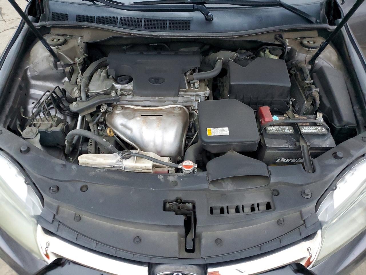 2016 TOYOTA CAMRY LE photo 11