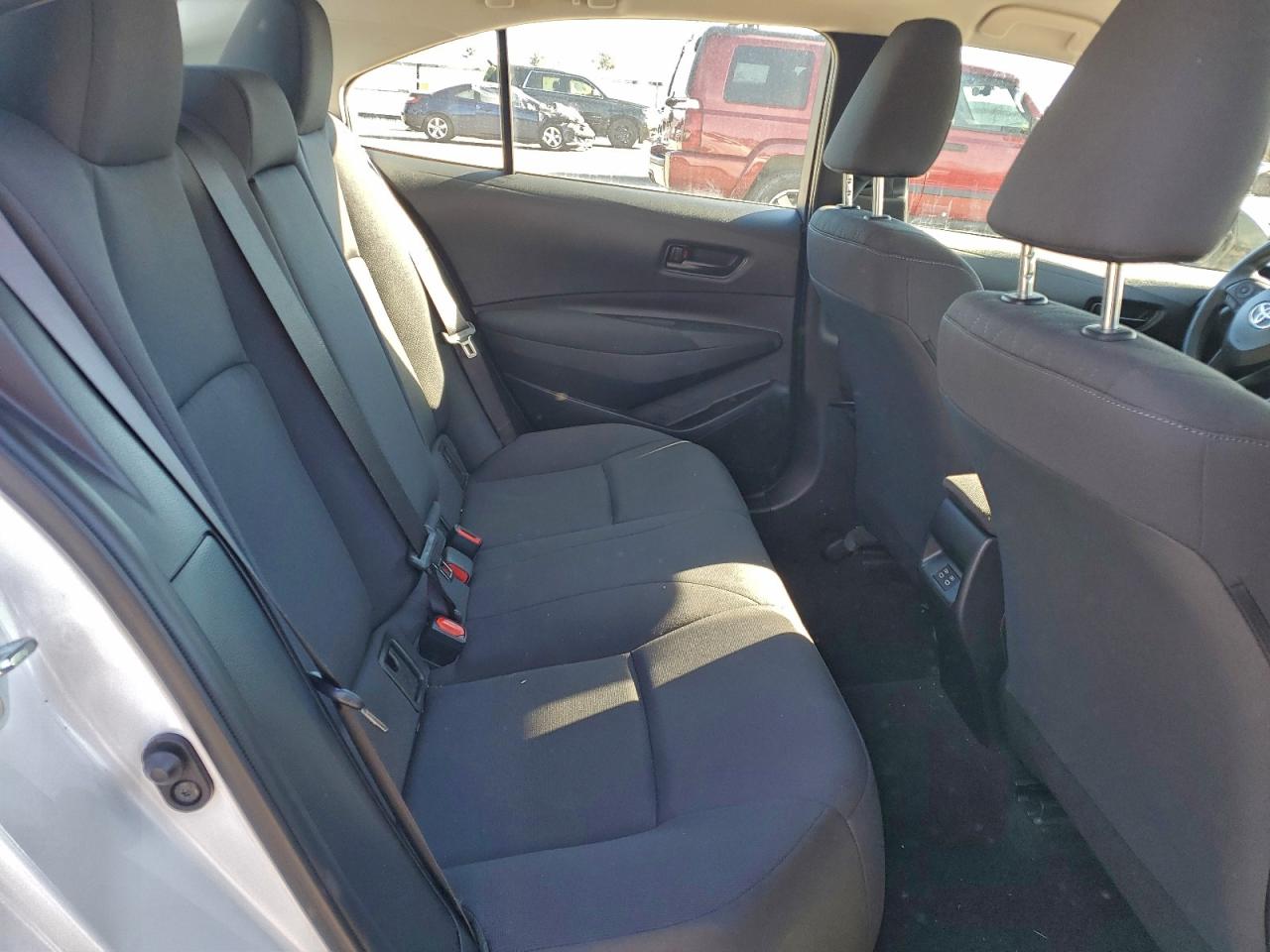 2024 TOYOTA COROLLA LE photo 10