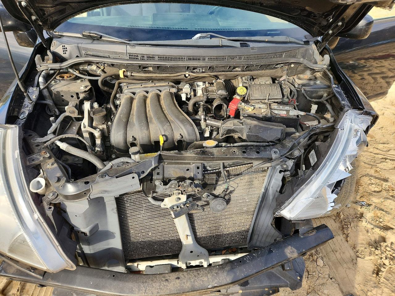 2012 NISSAN VERSA photo 11