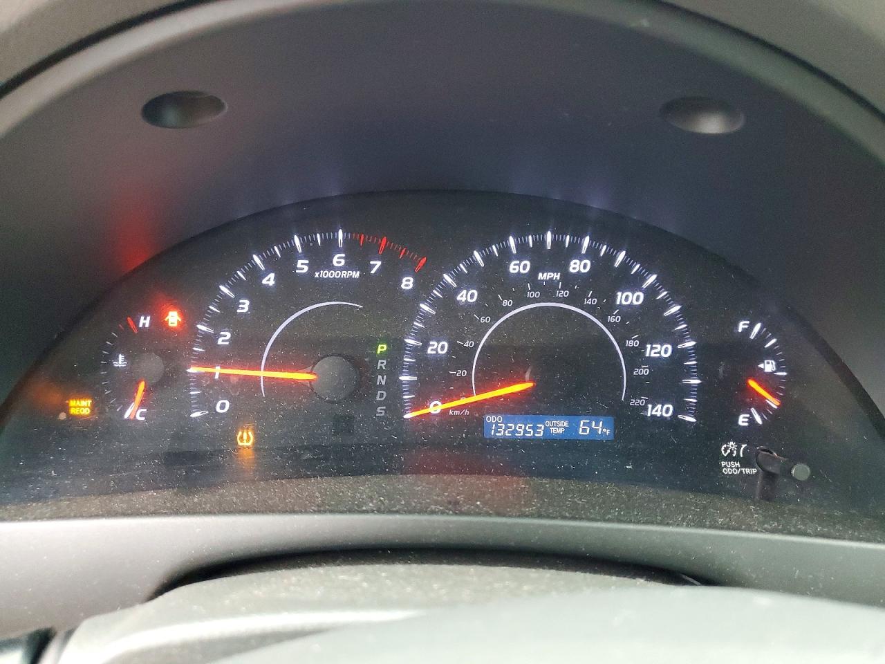 2010 TOYOTA CAMRY BASE photo 9