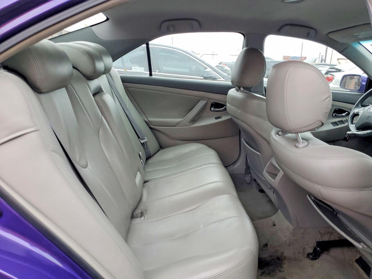 2010 TOYOTA CAMRY BASE photo 10