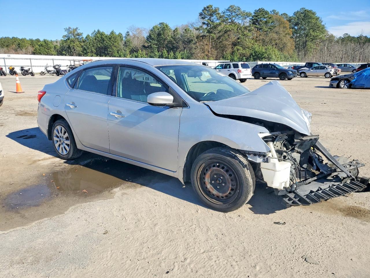 2017 NISSAN SENTRA S photo 4