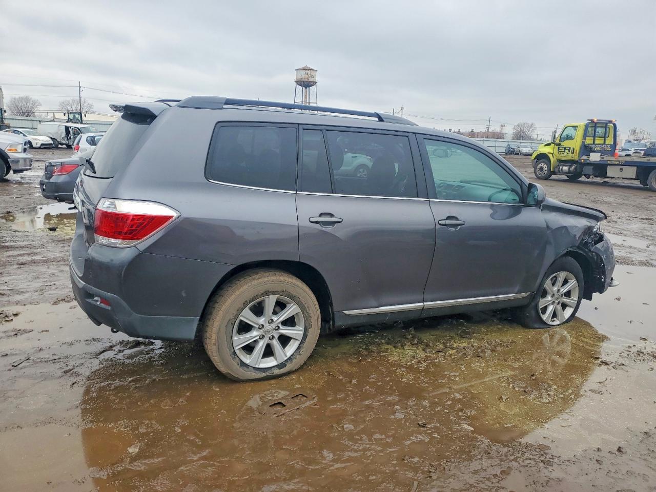 2011 TOYOTA HIGHLANDER BASE photo 5