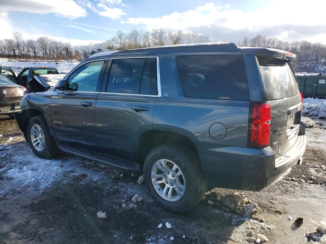 2020 CHEVROLET TAHOE K1500 LT photo 2