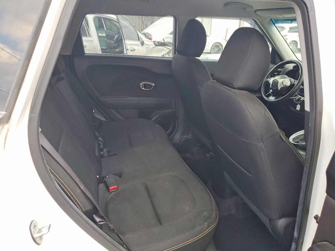 2016 KIA SOUL + photo 10
