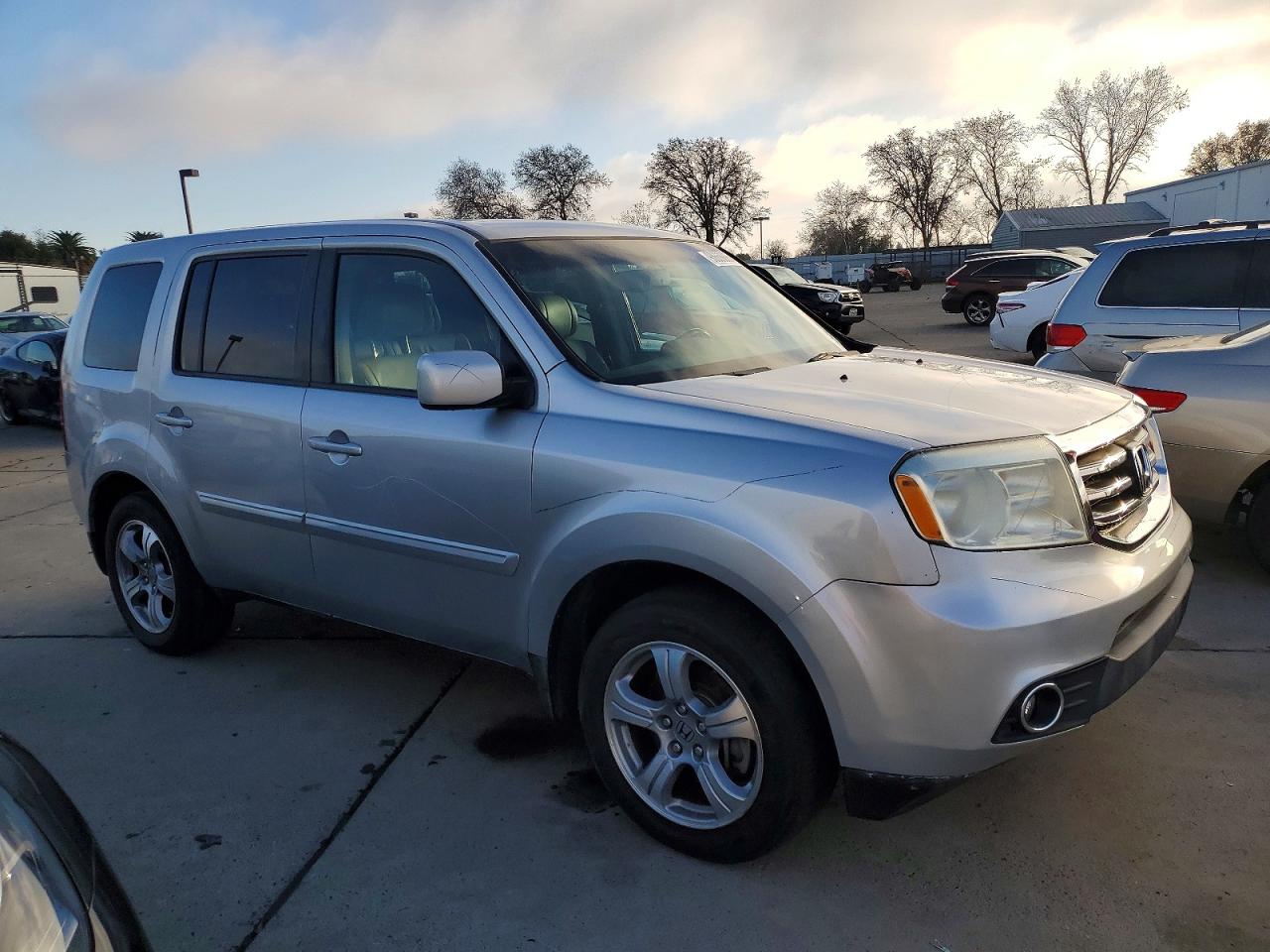 2012 HONDA PILOT EXL photo 4