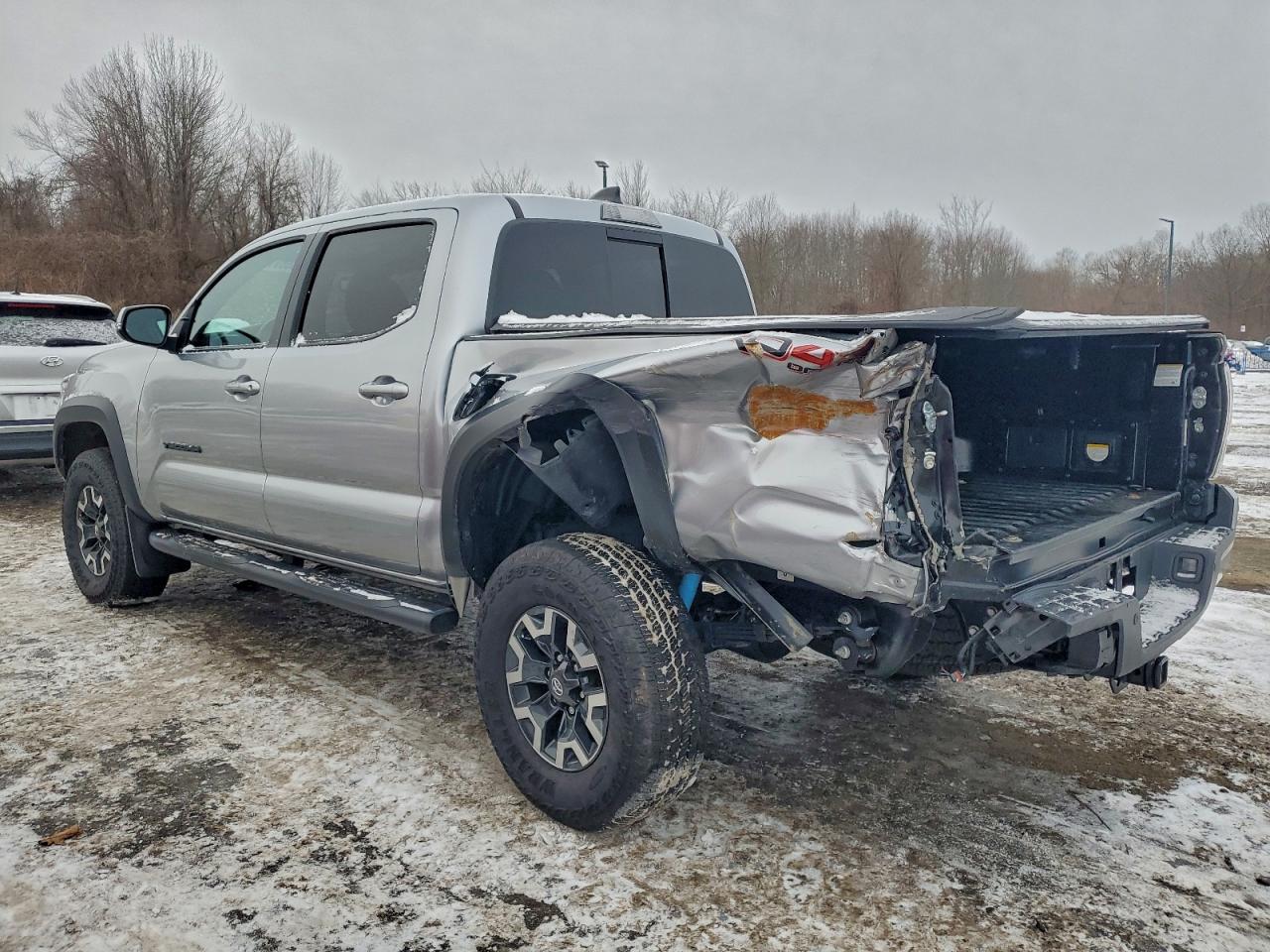 2022 TOYOTA TACOMA DOUBLE CAB photo 2