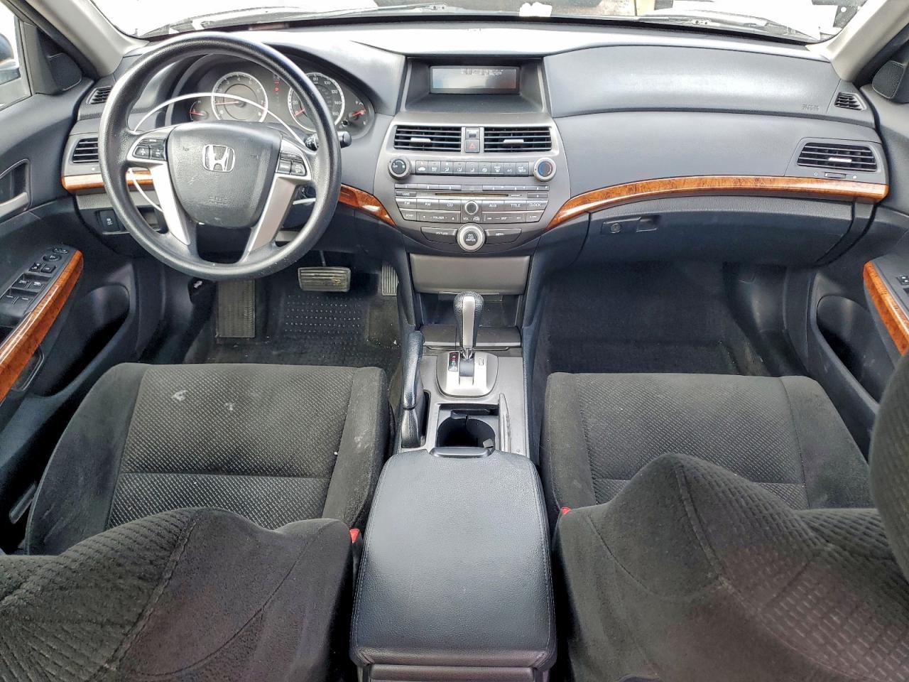2011 HONDA ACCORD EX photo 8