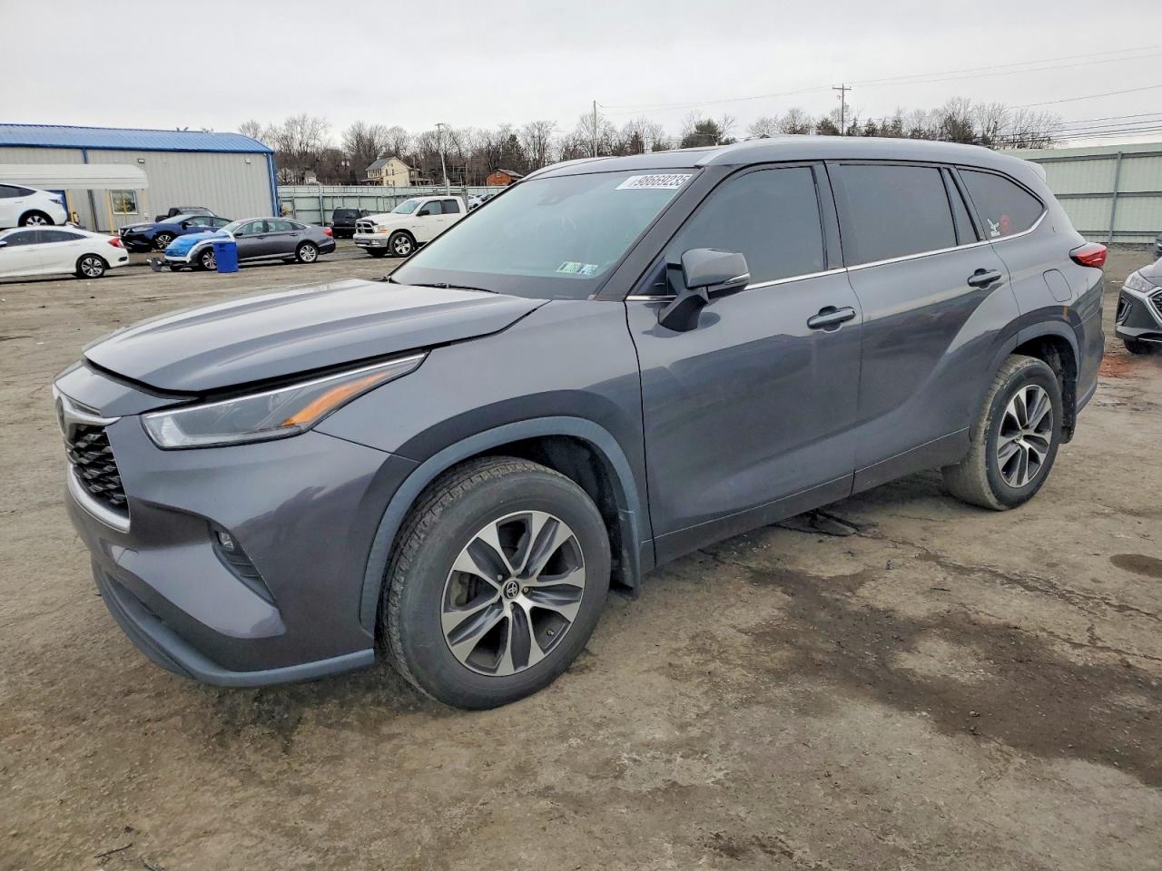 2021 TOYOTA HIGHLANDER
