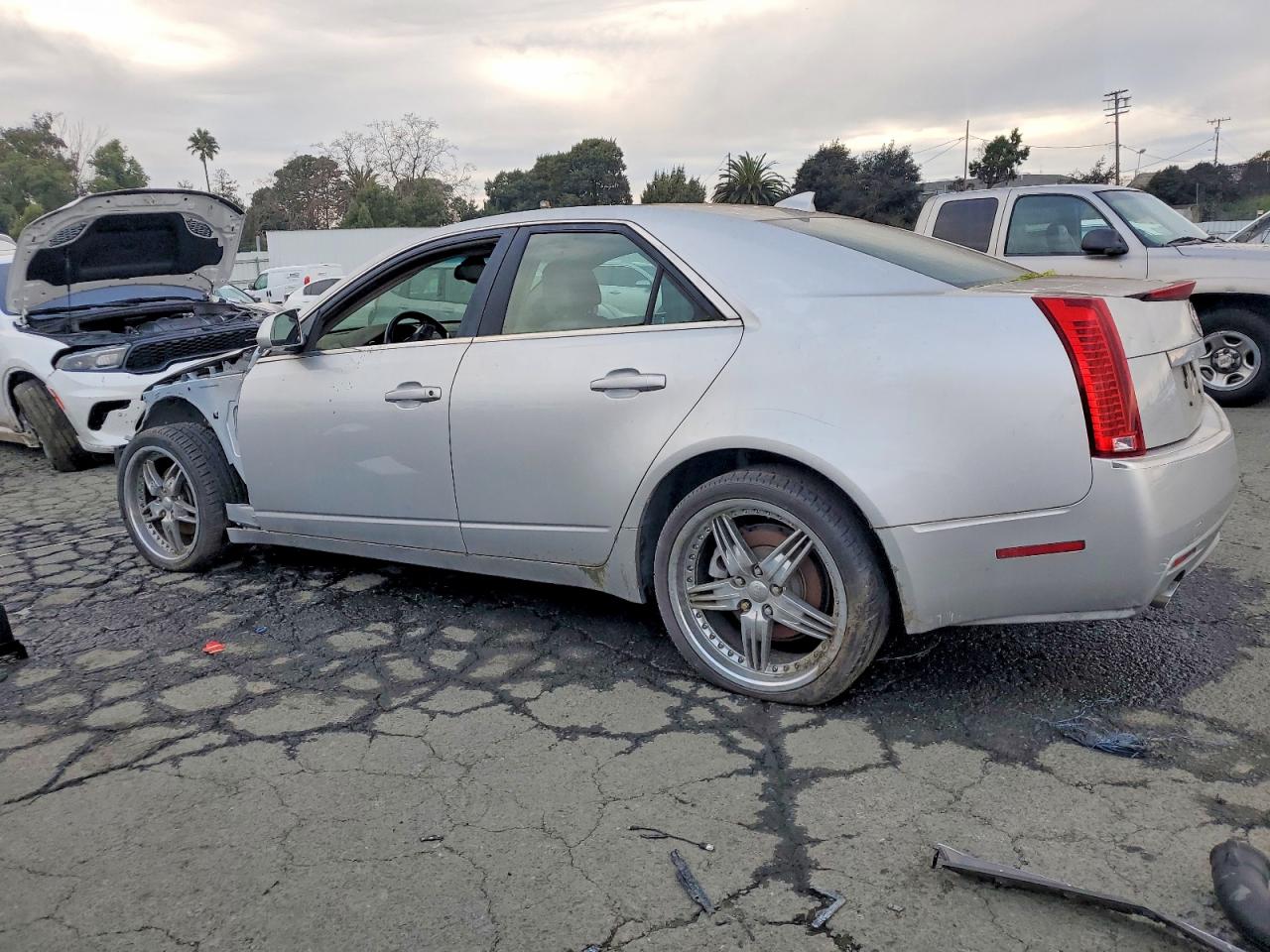 2009 CADILLAC CTS photo 2