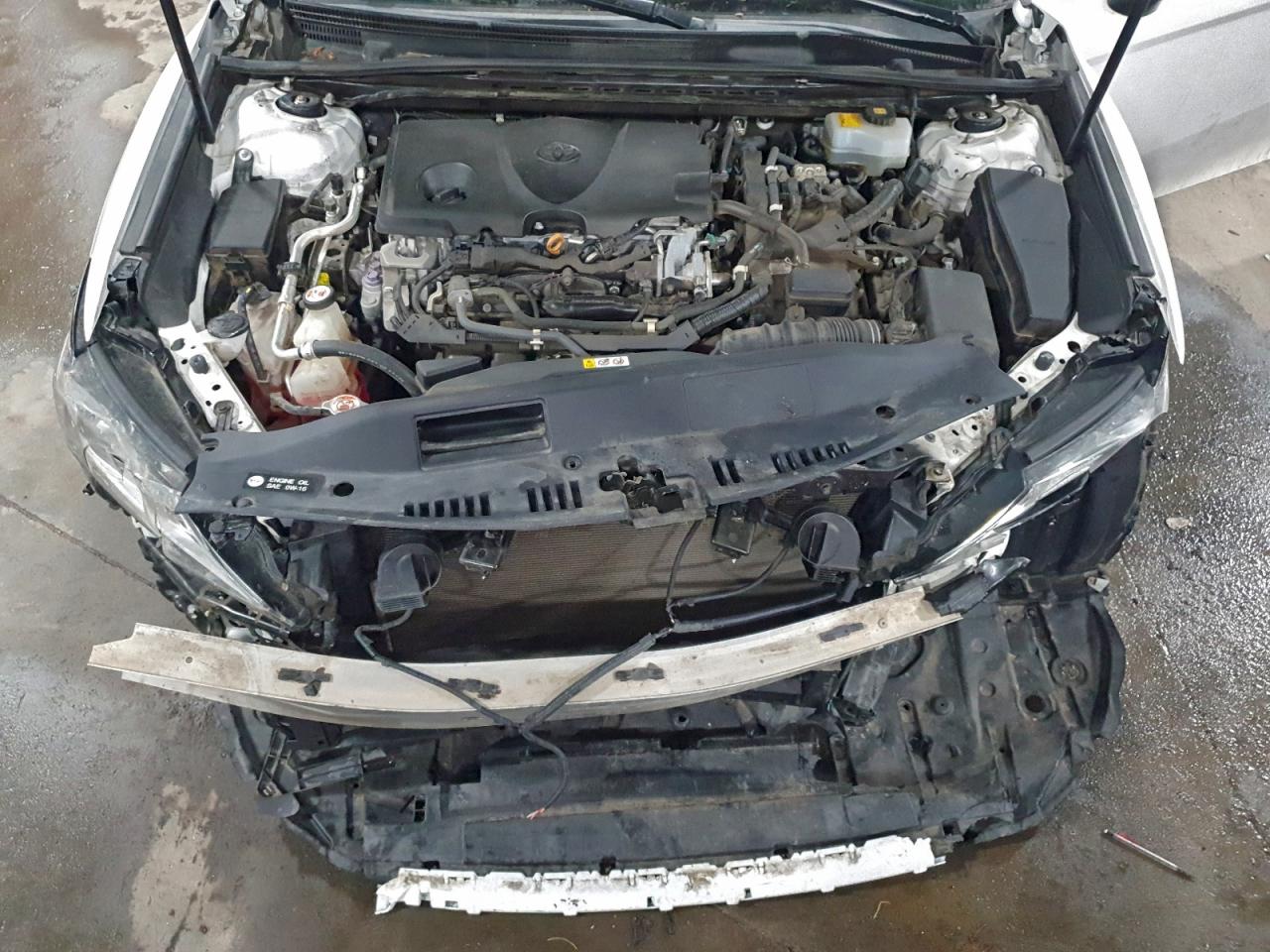 2018 TOYOTA CAMRY HYBRID photo 11