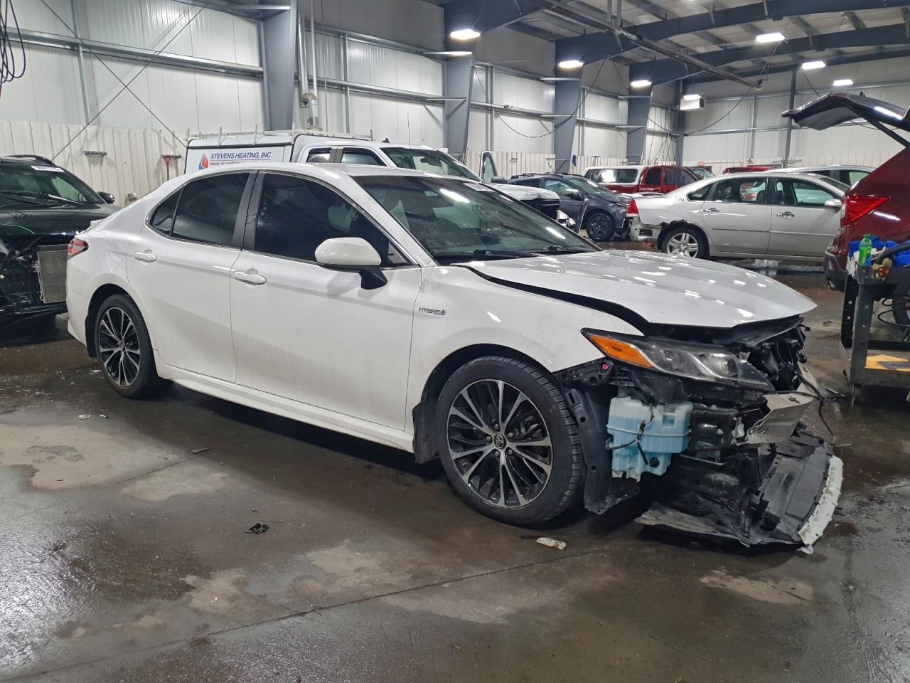 2018 TOYOTA CAMRY HYBRID photo 4