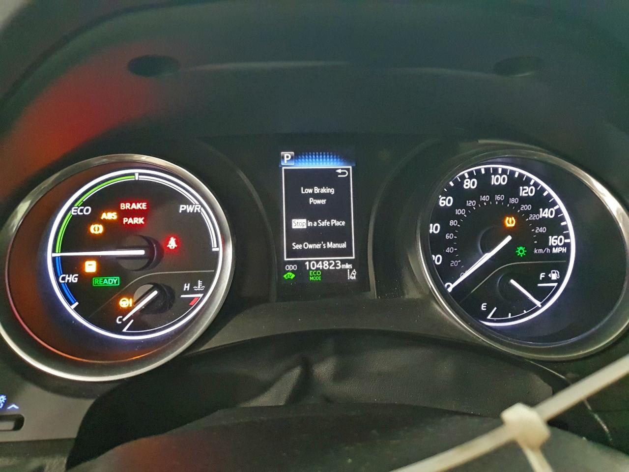 2018 TOYOTA CAMRY HYBRID photo 9
