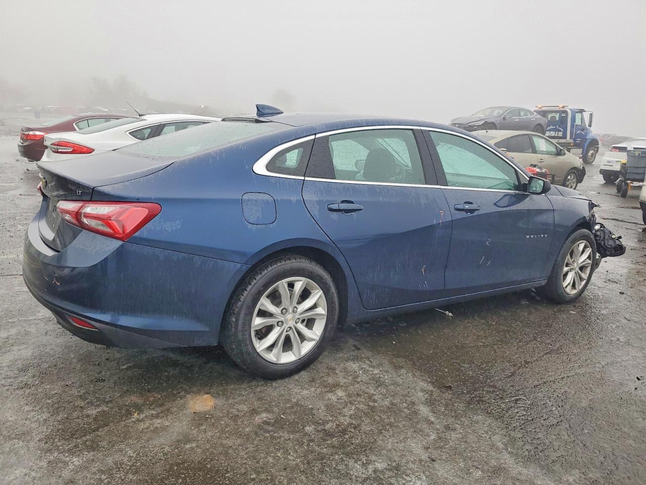 2022 CHEVROLET MALIBU LT photo 5