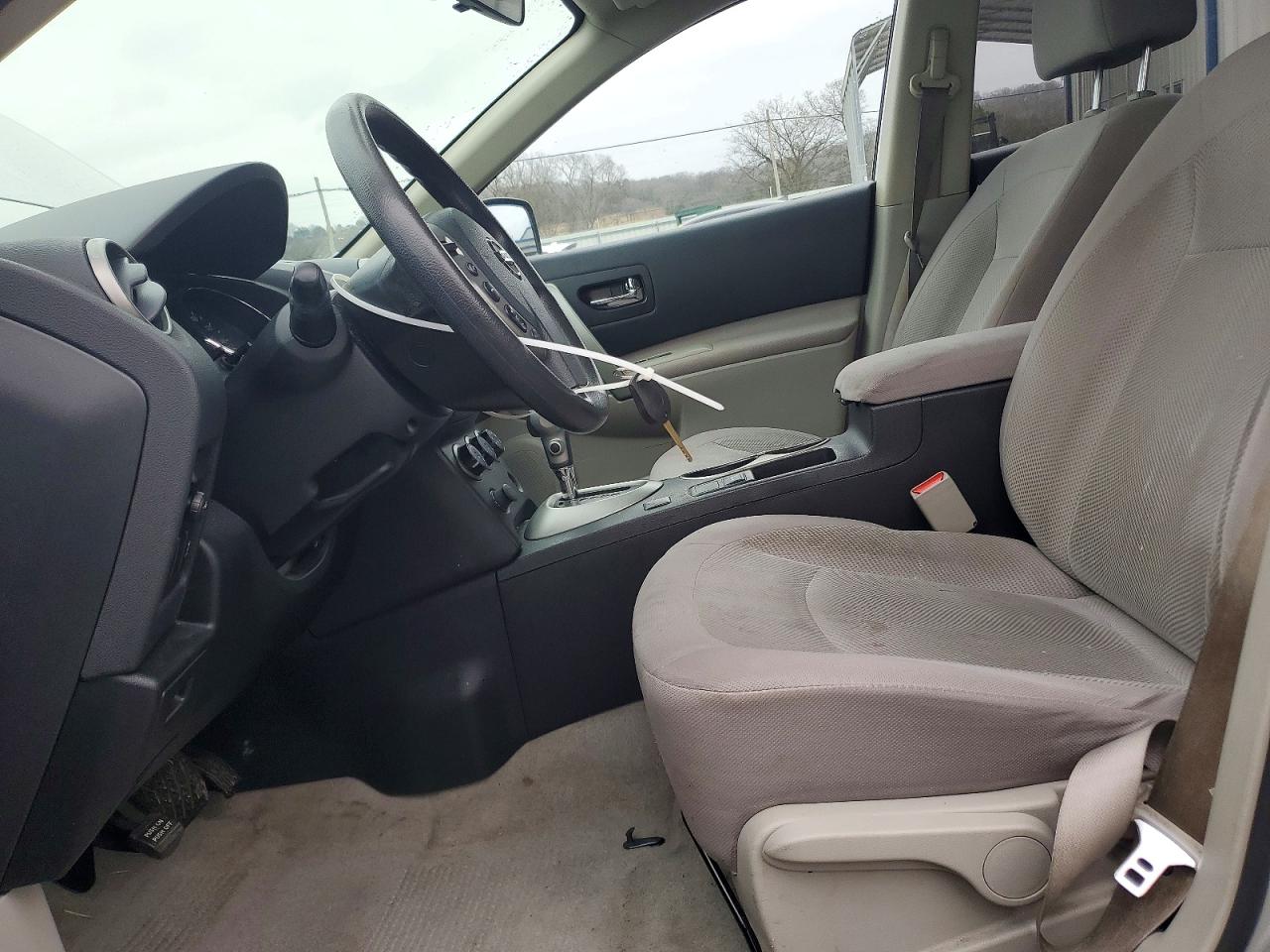 2013 NISSAN ROGUE S photo 7