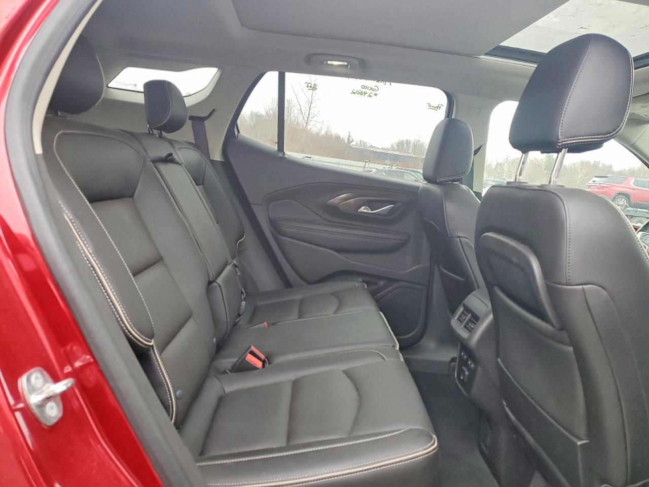 2018 GMC TERRAIN DENALI photo 10