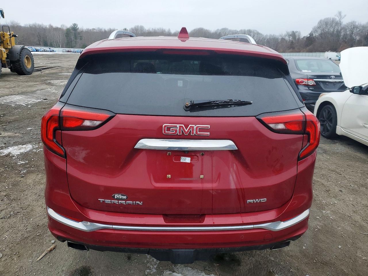 2018 GMC TERRAIN DENALI photo 6