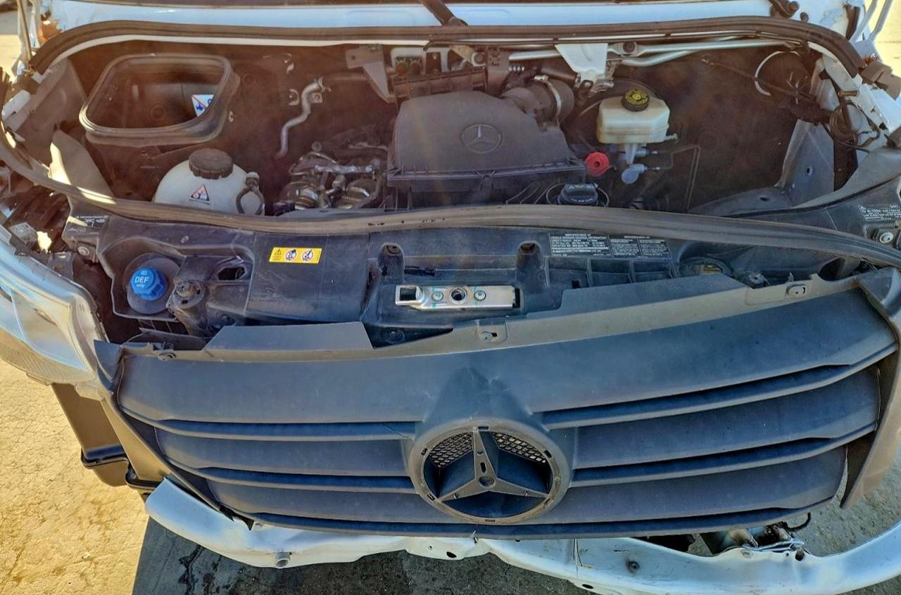 2024 BENZ SPRINTER CARGO 2500 photo 12