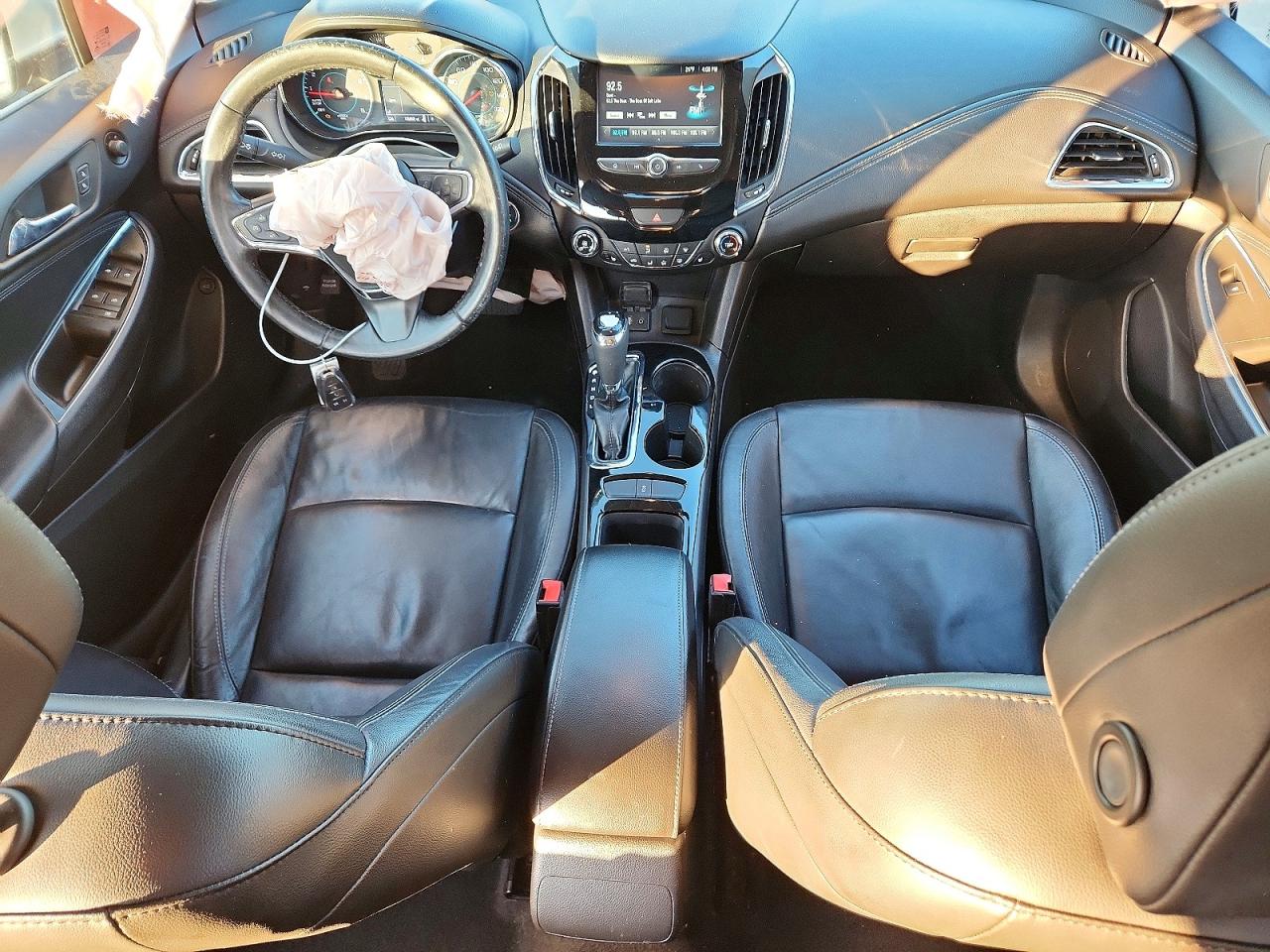 2016 CHEVROLET CRUZE PREMIER photo 8