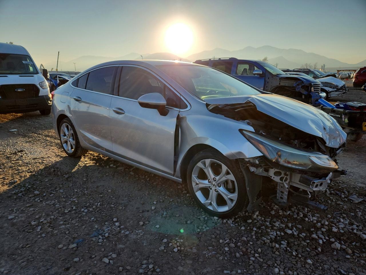 2016 CHEVROLET CRUZE PREMIER photo 4