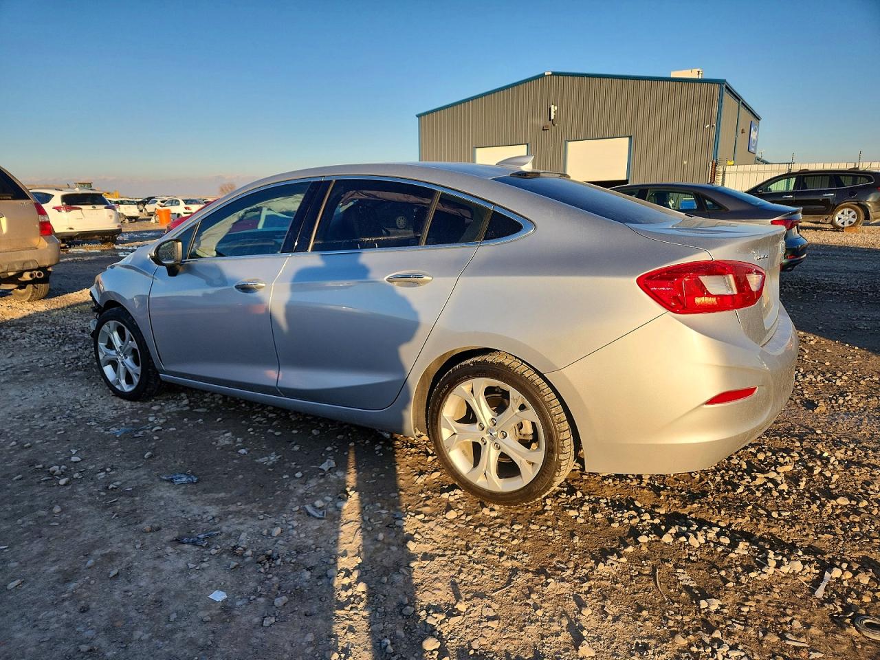 2016 CHEVROLET CRUZE PREMIER photo 2