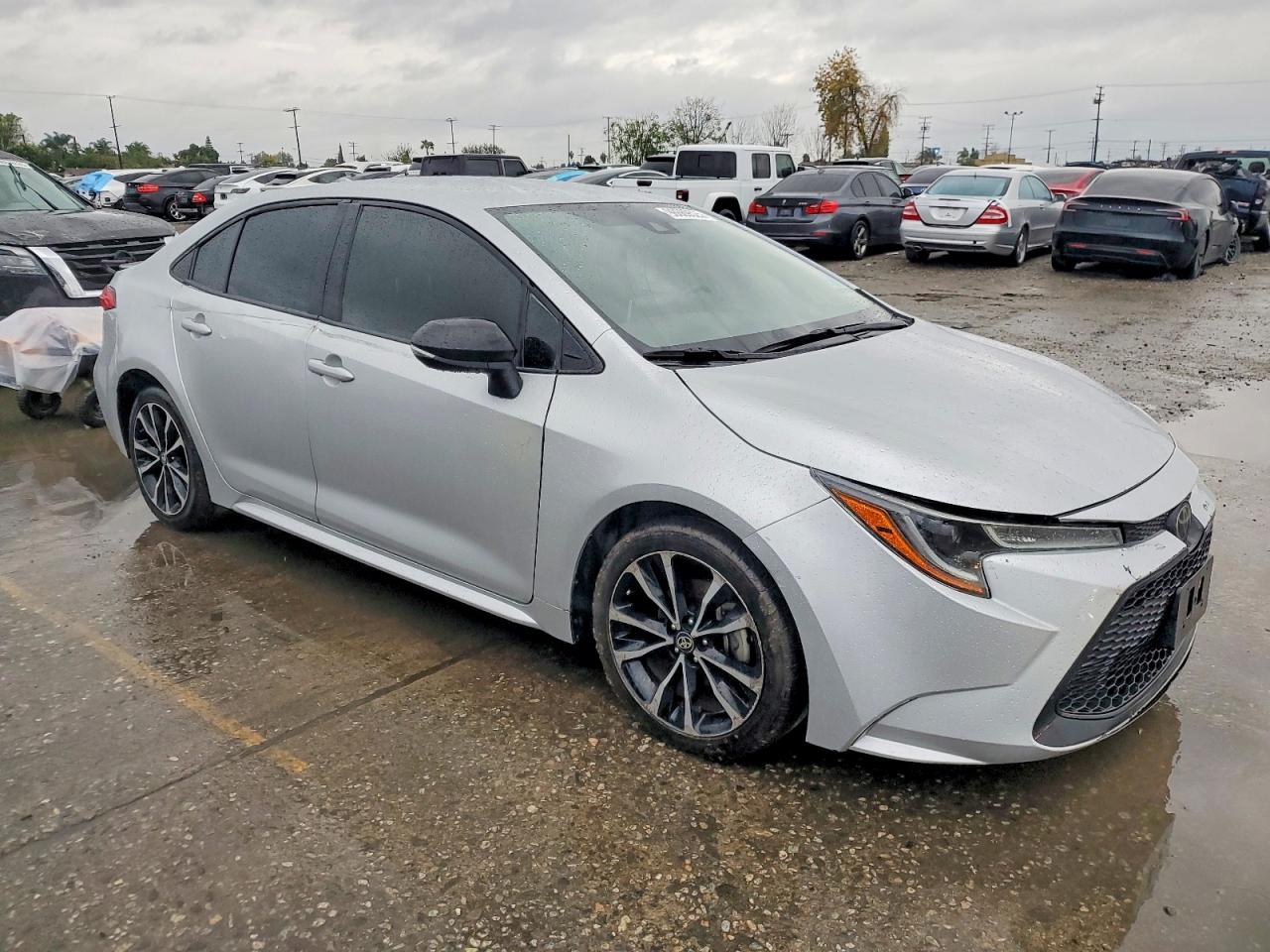 2020 TOYOTA COROLLA LE photo 4