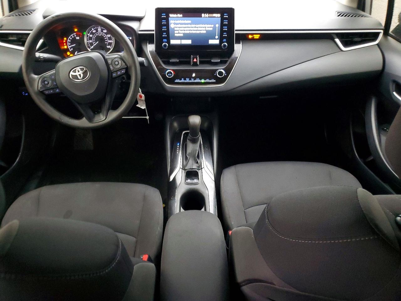 2020 TOYOTA COROLLA LE photo 8