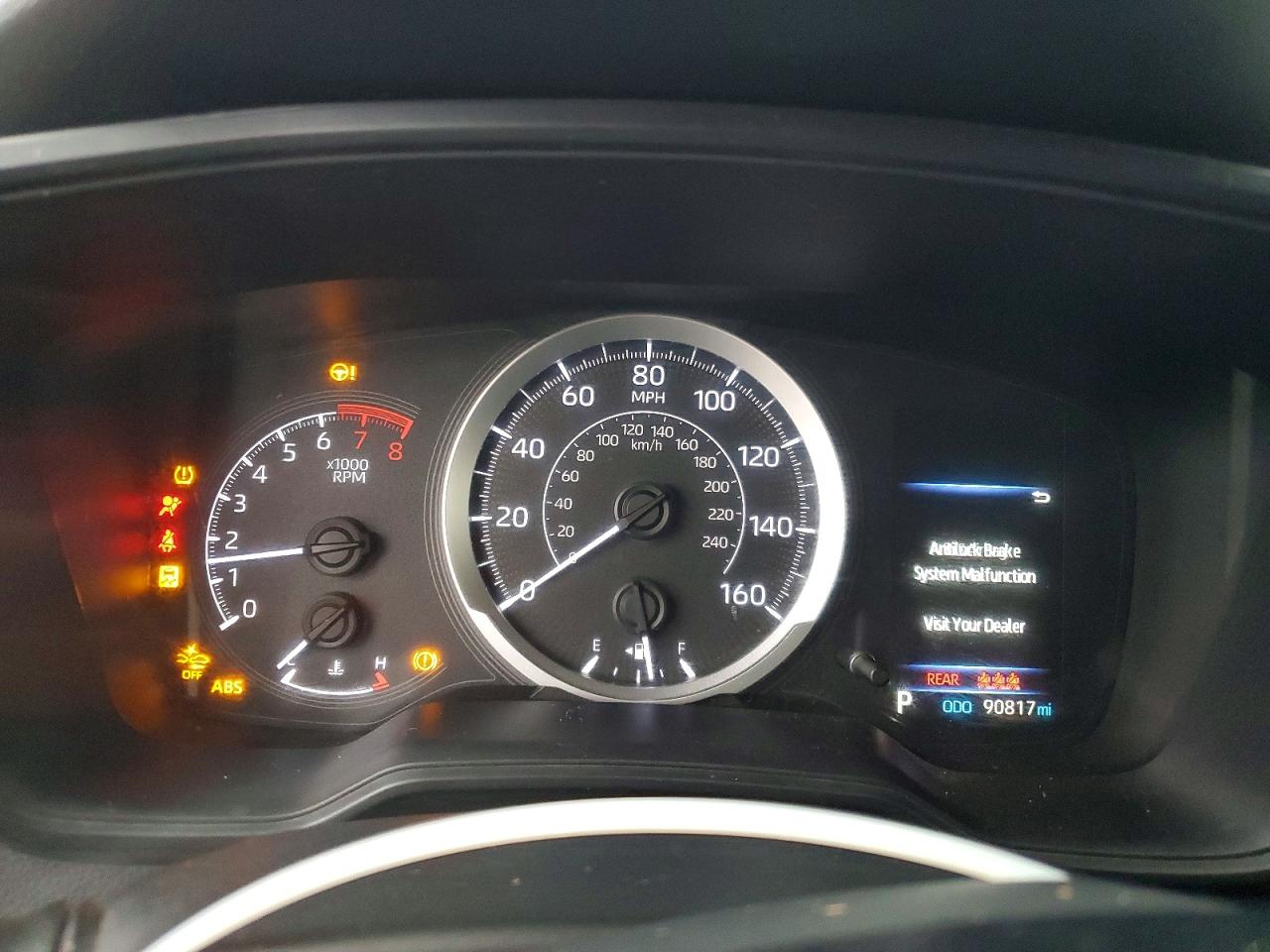 2020 TOYOTA COROLLA LE photo 9