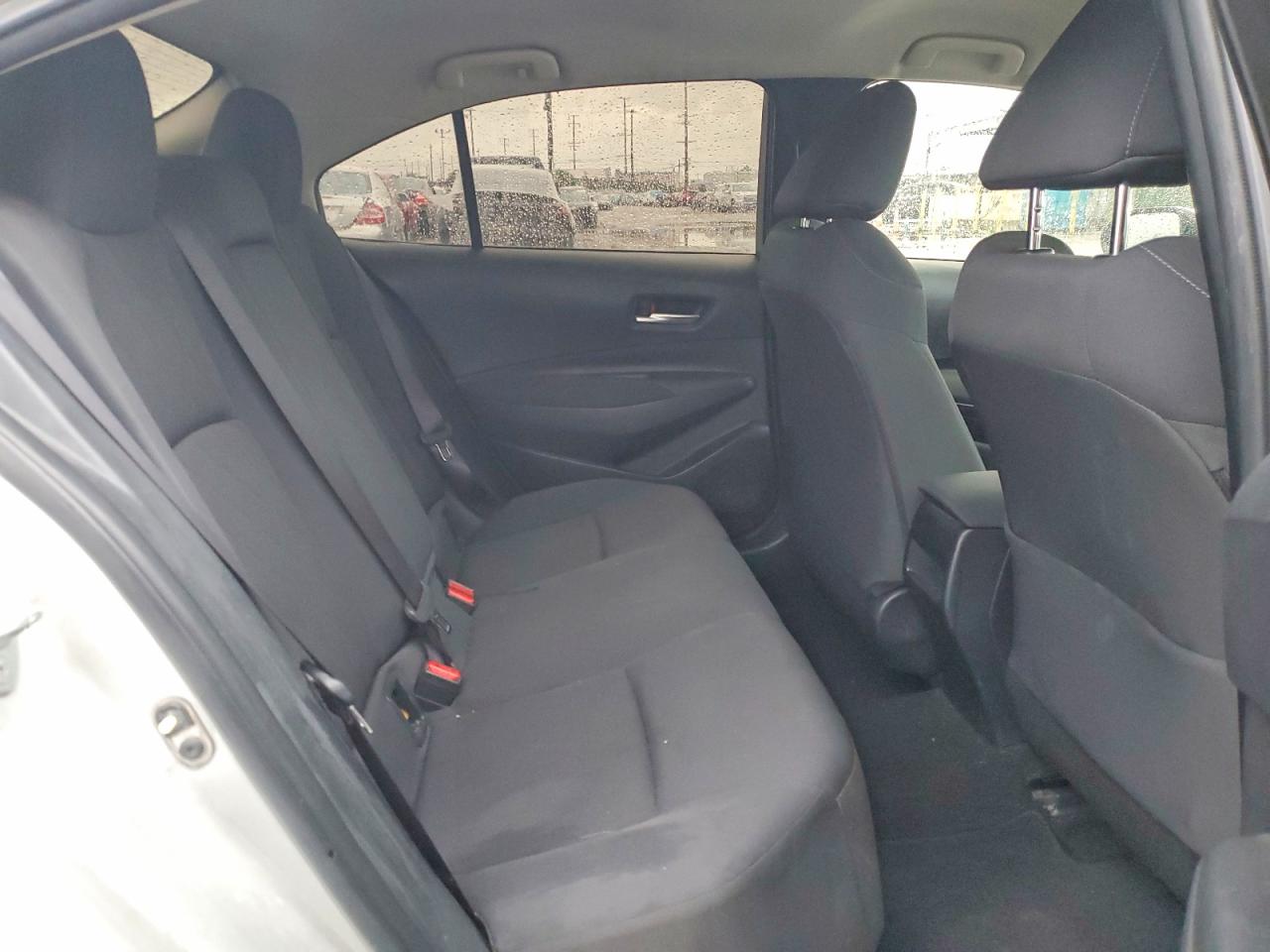 2020 TOYOTA COROLLA LE photo 10