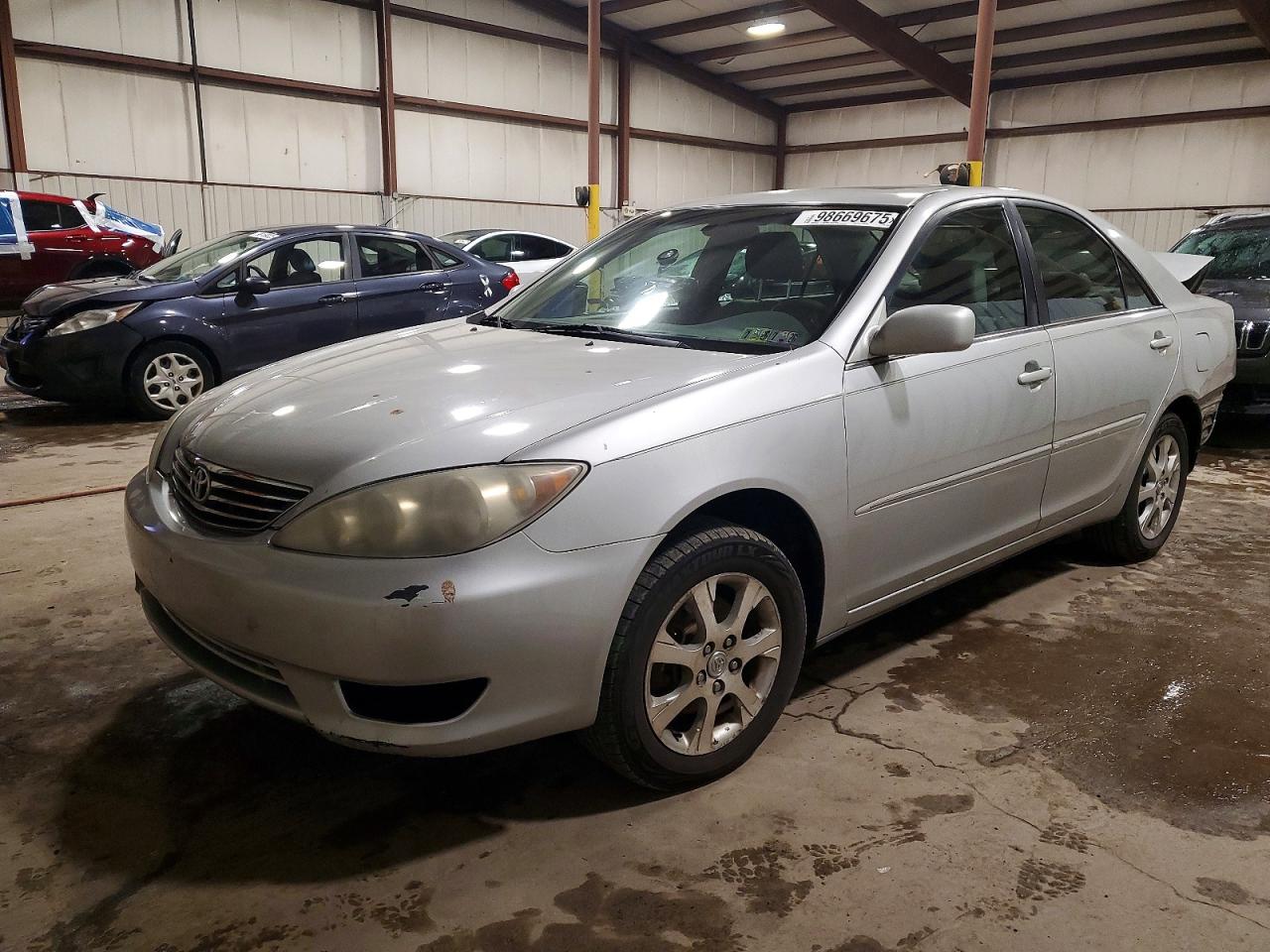 2005 TOYOTA CAMRY