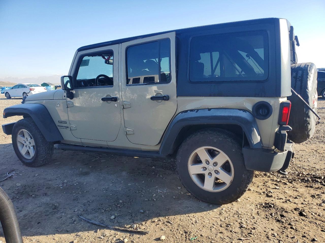 2018 JEEP WRANGLER UNLIMITED SPORT photo 2