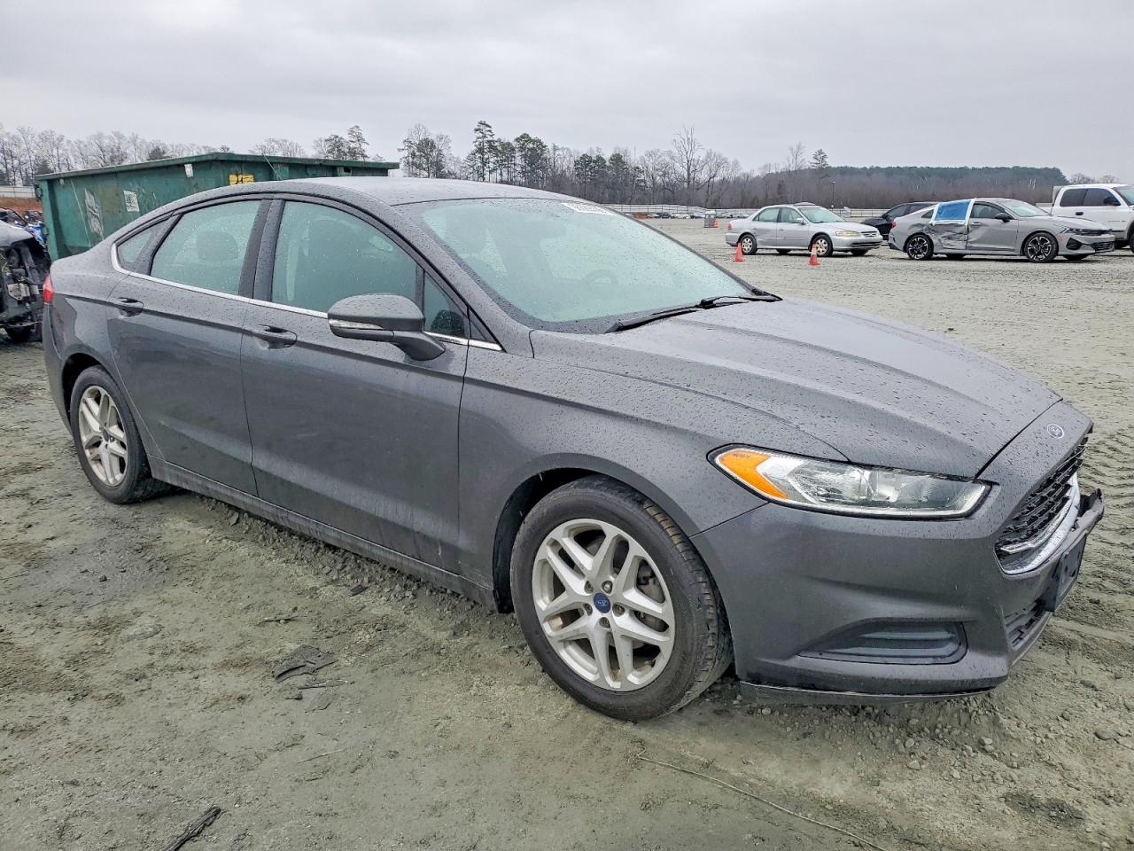 2015 FORD FUSION SE photo 4