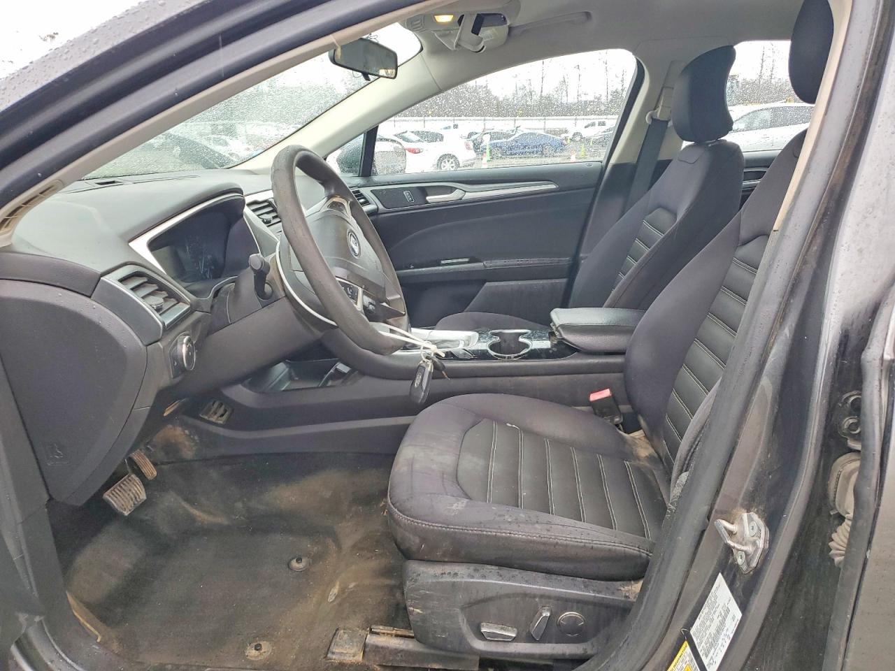 2015 FORD FUSION SE photo 7
