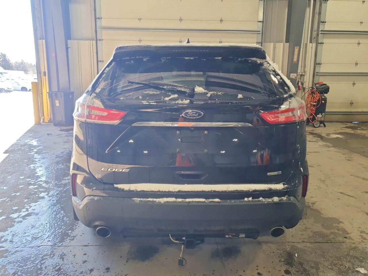 2020 FORD EDGE SE photo 6