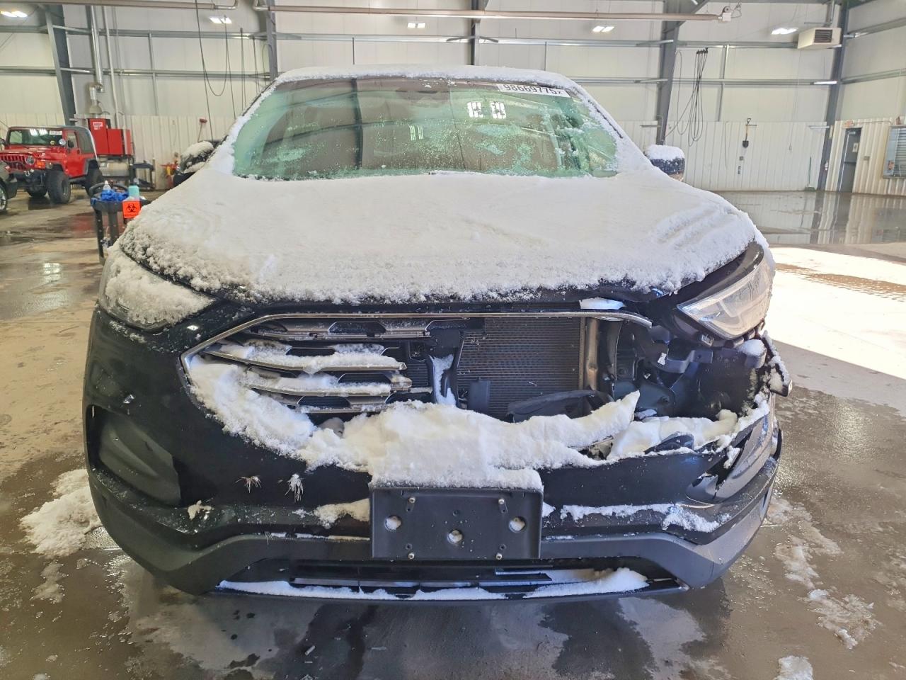 2020 FORD EDGE SE photo 5